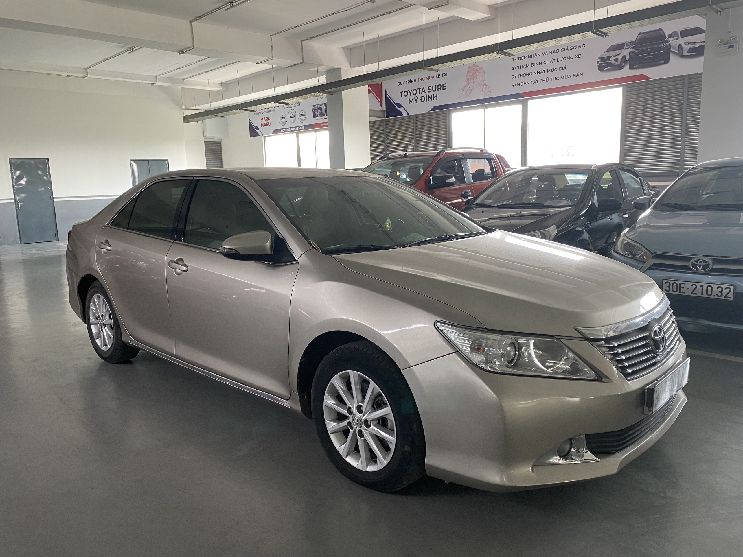 Used 2013 Silver Toyota Camry for 12950