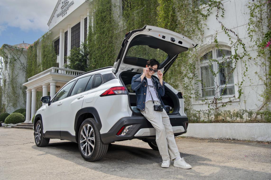So sánh Toyota Corolla Cross bản Xăng và Hybrid: Nên chọn phiên bản nào?