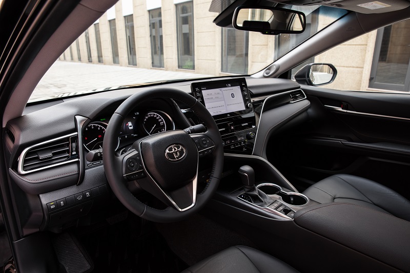 đánh giá Toyota Camry bảng điều khiển