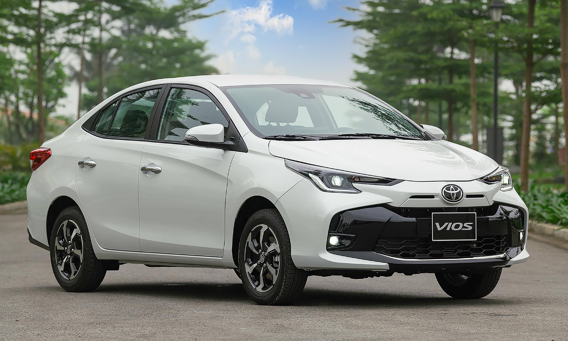 Toyota Vios E CVT và Toyota Vios G 2023, nên mua phiên bản nào?