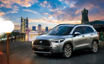 Đánh giá xe Toyota Cross 2023: Ưu nhược điểm và giá bán
