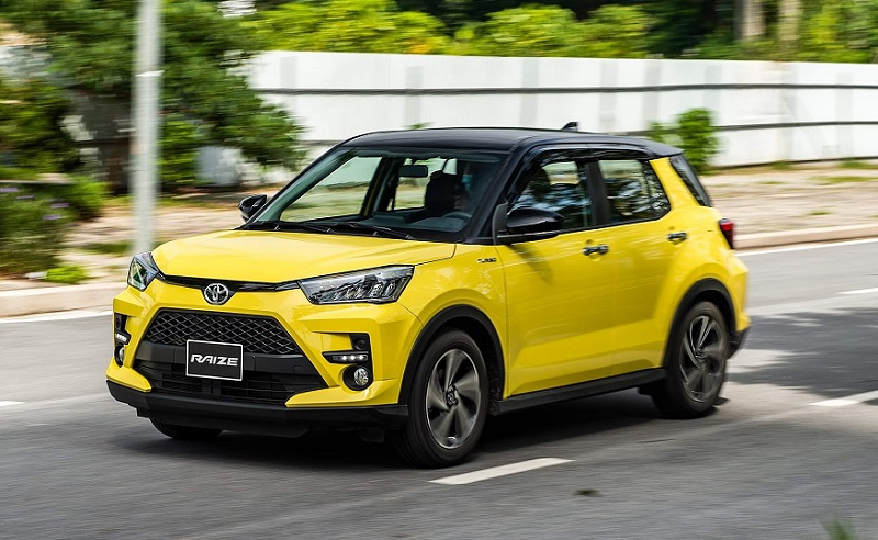 xe Toyota Raize 2022 màu vàng