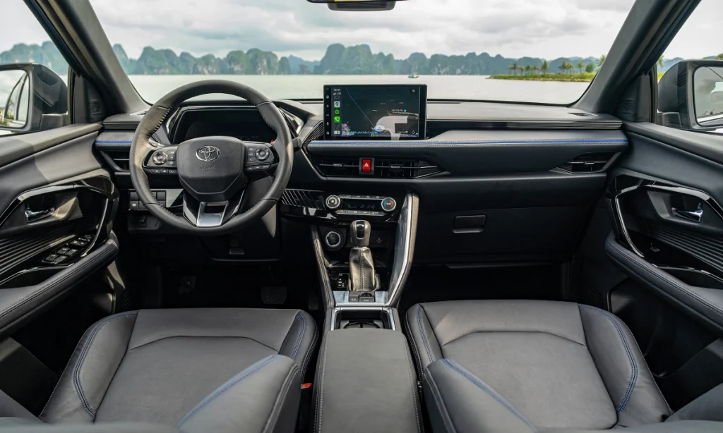 nội thất Toyota Yaris Cross 2024