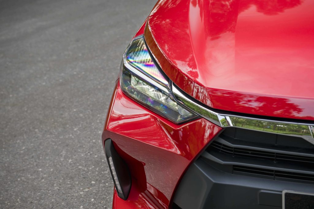 đèn xe Toyota Wigo 2023 đỏ