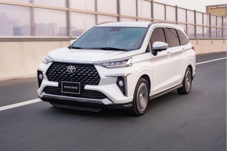 Toyota Veloz Cross 2024 Giá bán, thông số và ưu đãi (Giá tốt)
