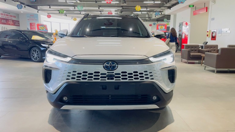 COROLLA CROSS HEV 2025