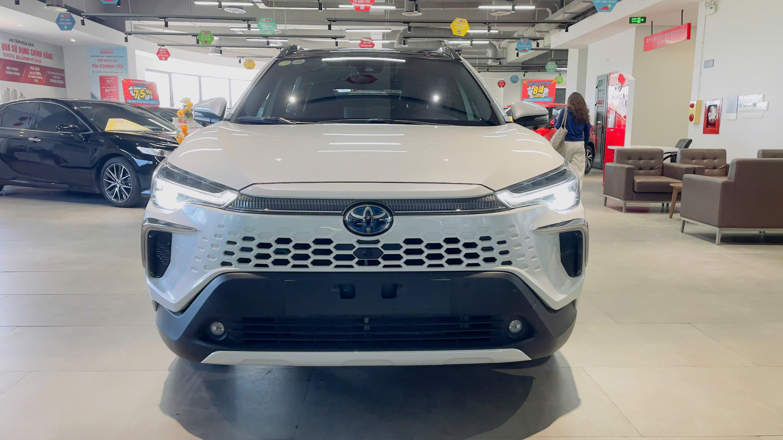 COROLLA CROSS HEV 2025