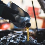 BAO LÂU NÊN THAY DẦU CHO XE TOYOTA?