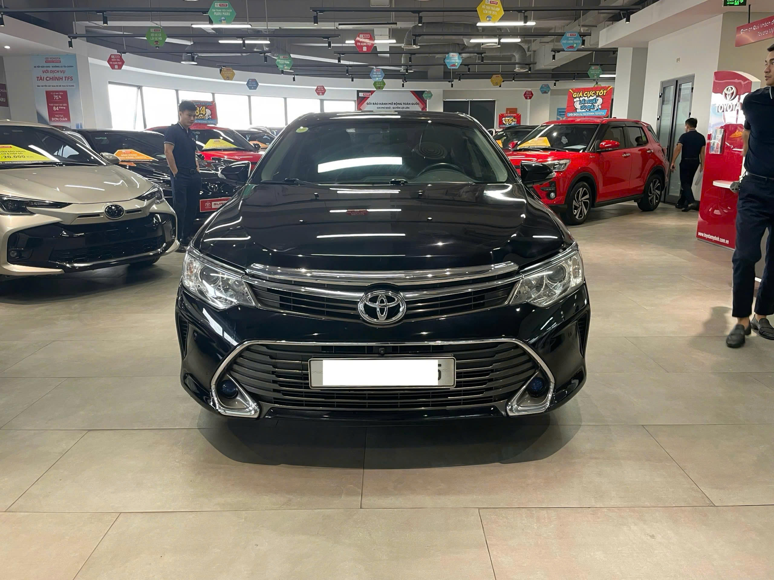 Toyota Camry 2.5Q 2016