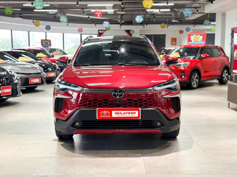 TOYOTA Corolla Cross 2025 