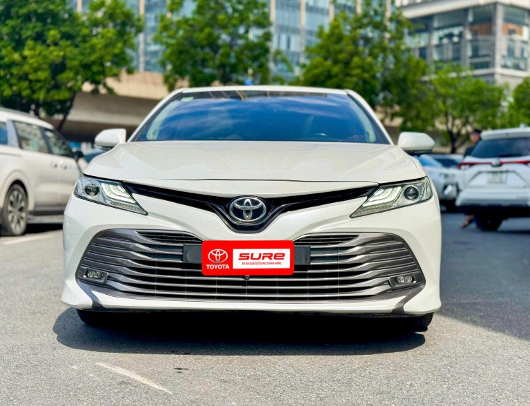 Toyota Camry 2.5Q 2019