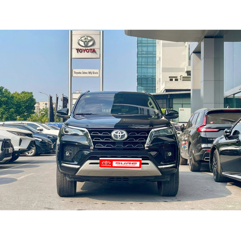 TOYOTA Fortuner 2.7AT 2021